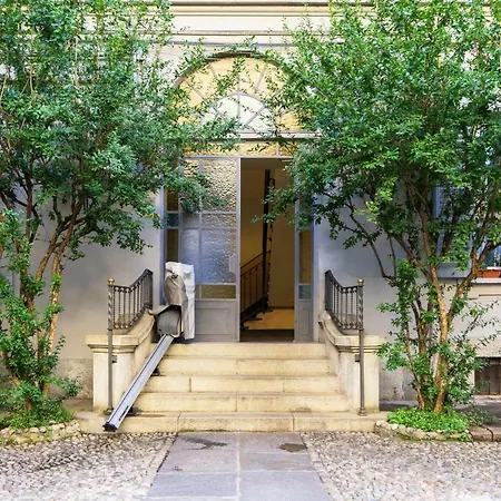 Homeathotel - Copernico Apts 公寓 2*